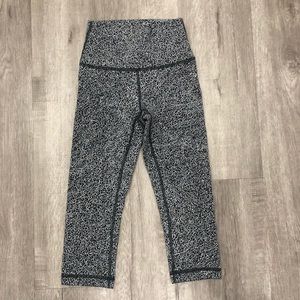 Lululemon crop leggings